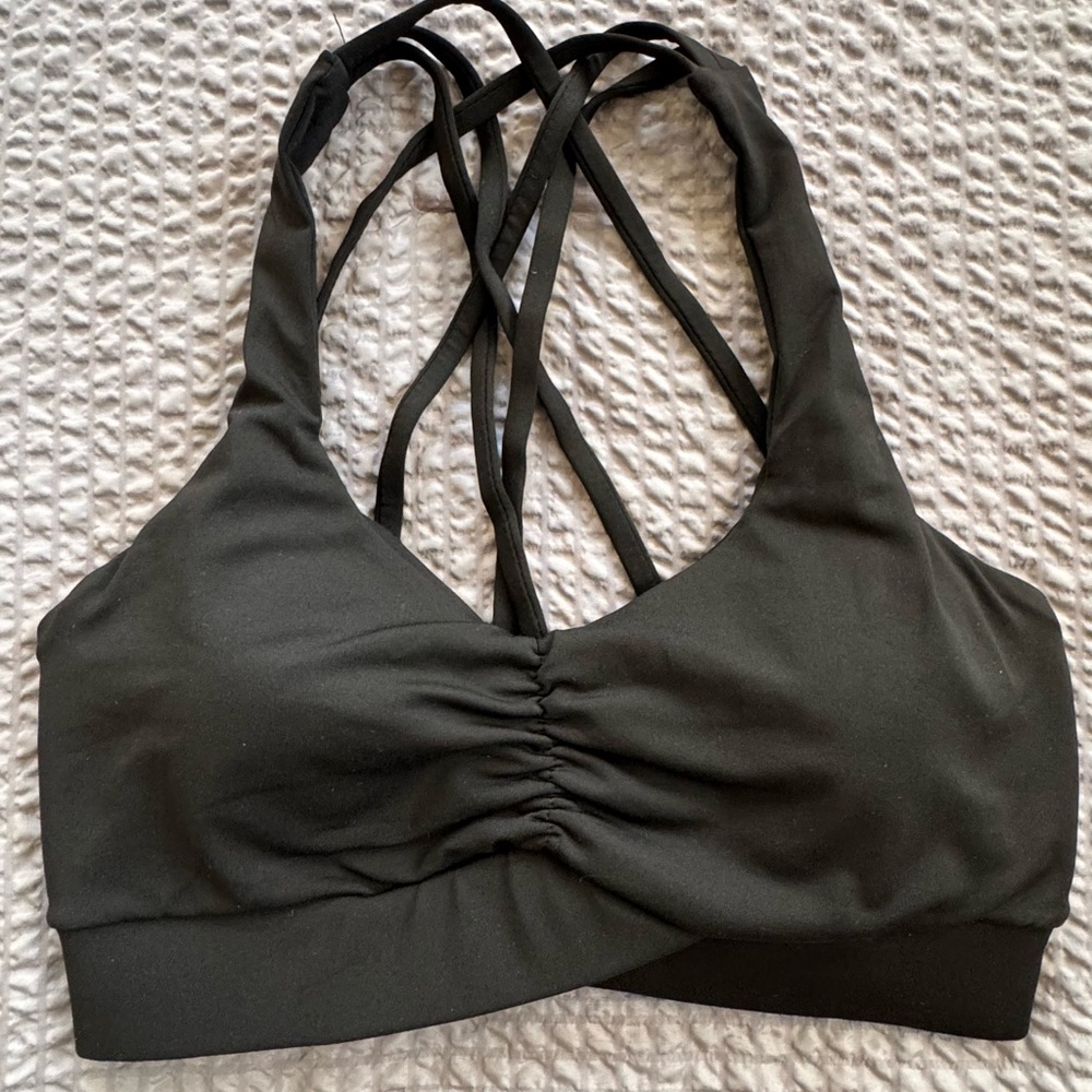 ⚠️Strappy Sports Bra⚠️